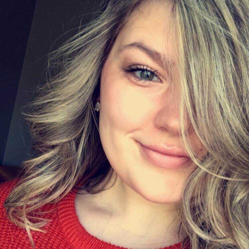 Meet your Posher, Sabina